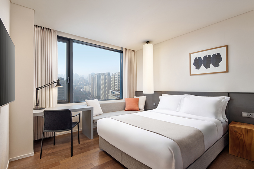 One room for one night