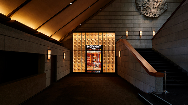 Rewards Precious Moments with Moynat