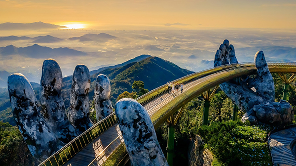 Rewards Ba Na Hills Adventure & Vietnamese Flavor